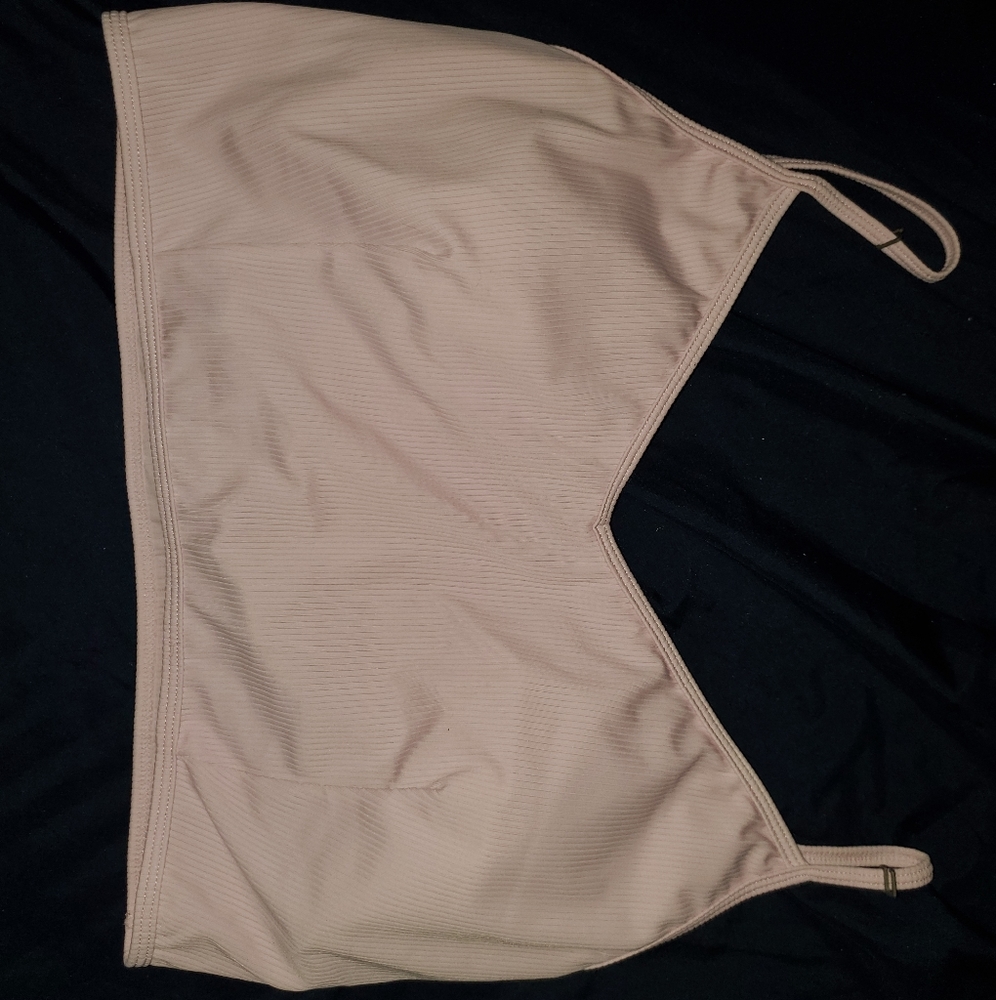Euc xl kortni jeane ribbed lilac v'd crop top